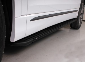 Обвес для AUDI Q8 2019- Пороги алюминиевые 'Slim line Black' 2020 мм