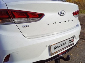 Обвес для HYUNDAI Sonata 2018-2020 Накладка на крышку багажника (лист шлифованный)
