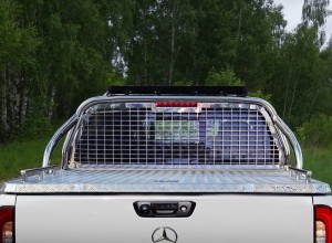Обвес для MERCEDES-BENZ X-Class 2018- Защита кузова и заднего стекла (для крышки без надписи) 75х42 мм со светодиодной фарой
