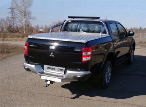 Обвес для MITSUBISHI L200 2015-2018 Защита кузова 75х42 мм со светодиодной фарой (для крышки)