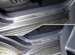 Обвес для TOYOTA Land Cruiser 150 Prado 2017- Накладки на пластиковые пороги (лист шлифованный надпись Toyota) 4шт